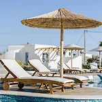 Naxos Finest & Ξενοδοχείο 3*