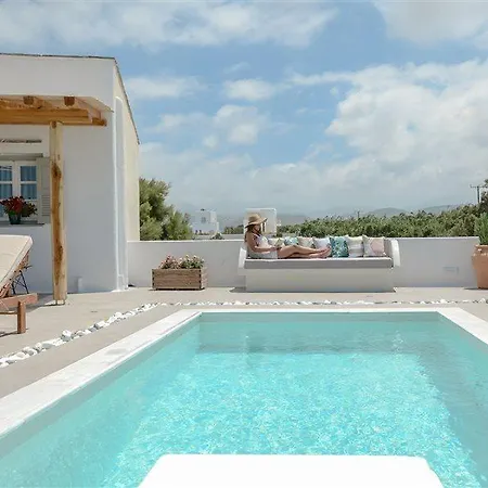 Naxos Finest & 3*