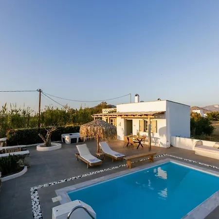 Naxos Finest & 3*