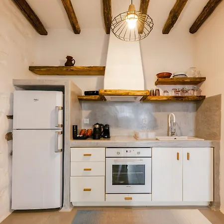Naxos Finest & Hotel 3*