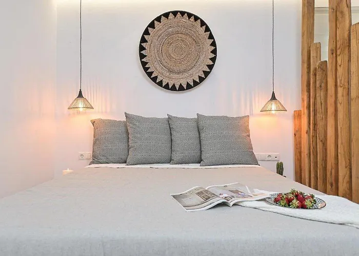 Naxos Finest & Otel 3*