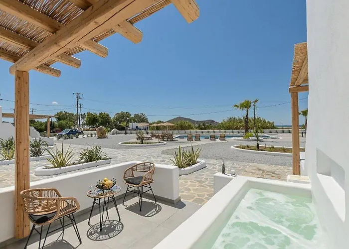 Naxos Finest & 3* Naxos City