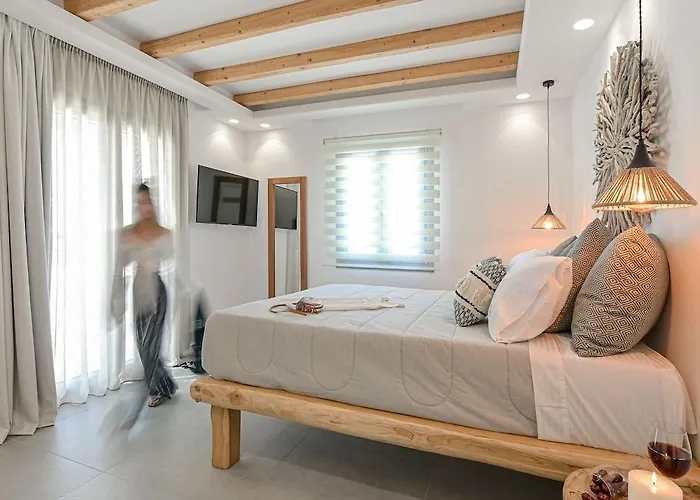 Naxos Finest & Naxos City